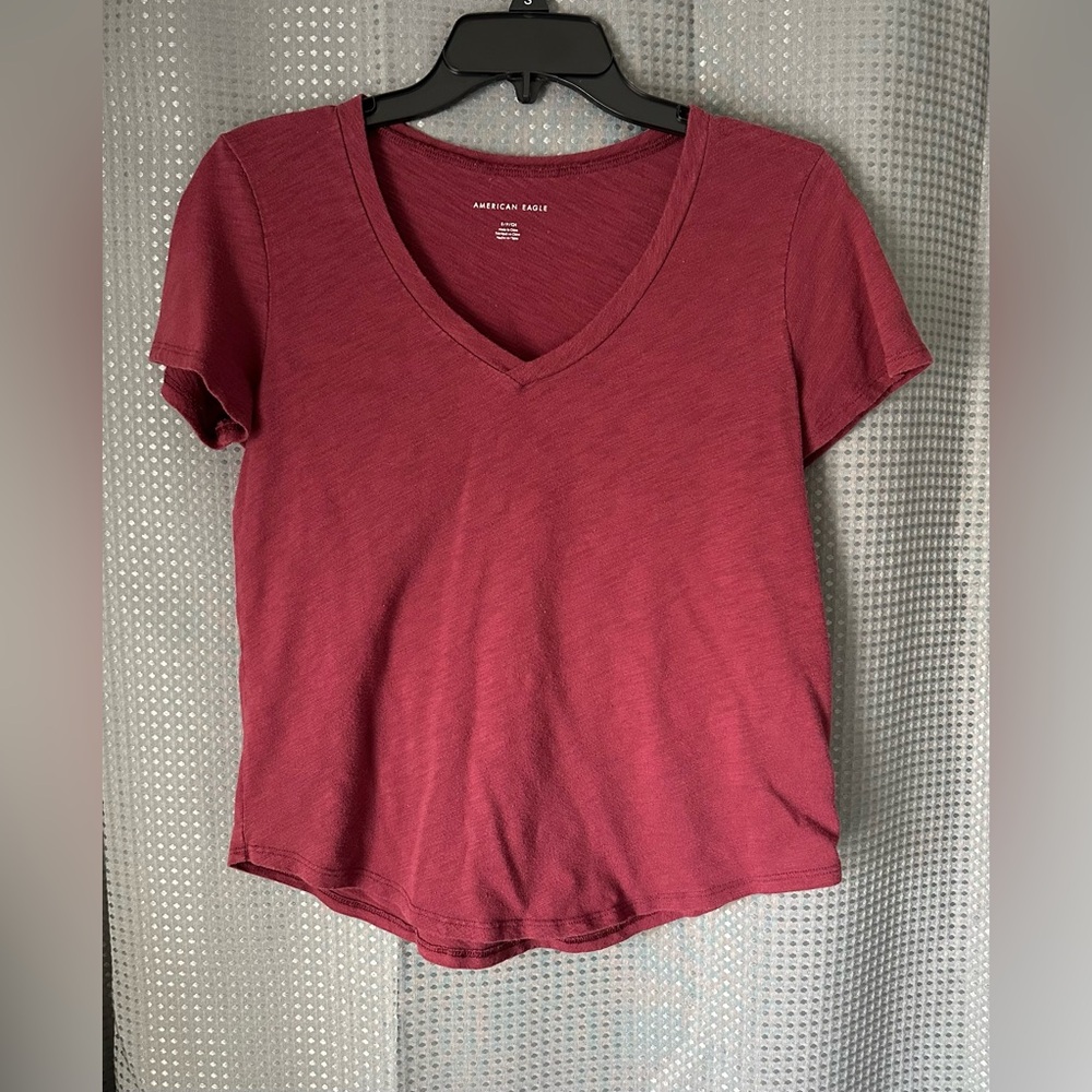 American Eagle V-Neck T-Shirt